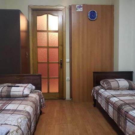 Intercity Hostel Batumi Eksteriør billede