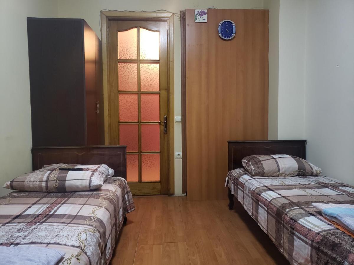 Intercity Hostel Batumi Eksteriør billede