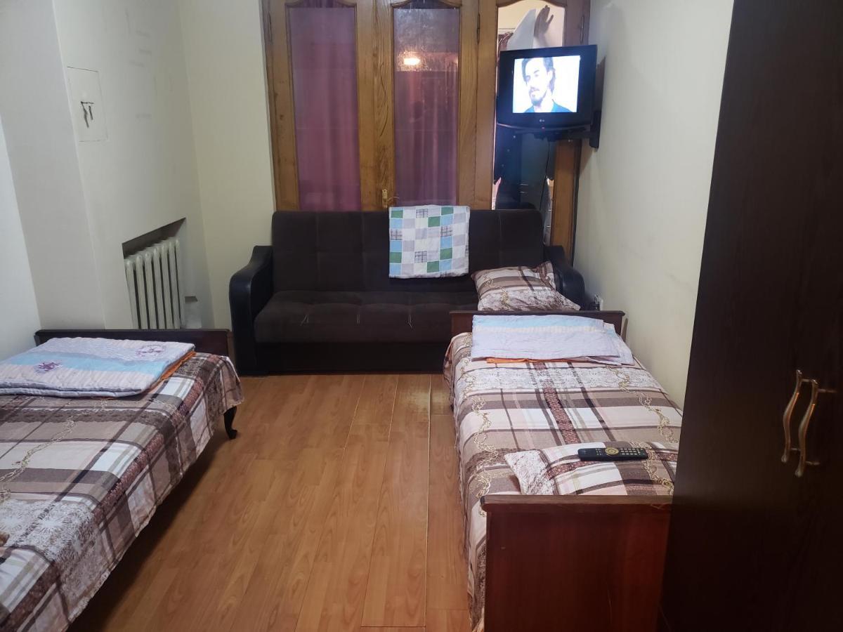 Intercity Hostel Batumi Eksteriør billede