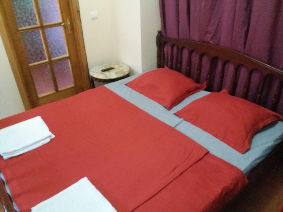 Intercity Hostel Batumi Eksteriør billede