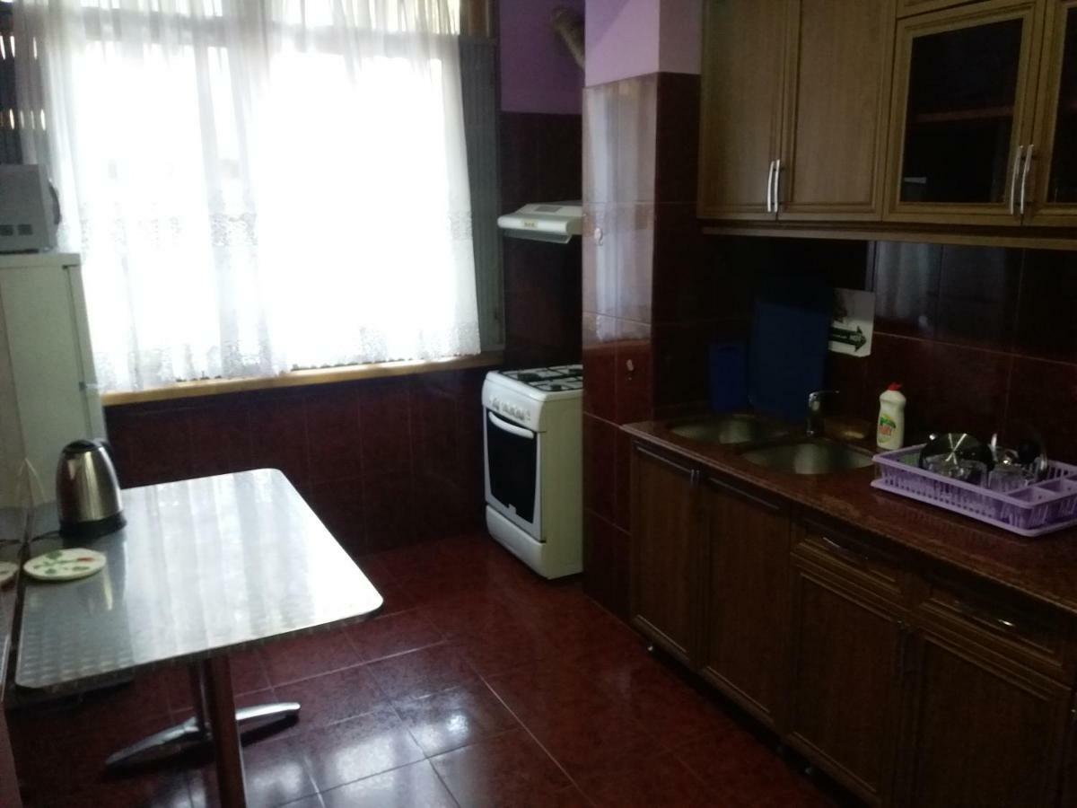 Intercity Hostel Batumi Eksteriør billede